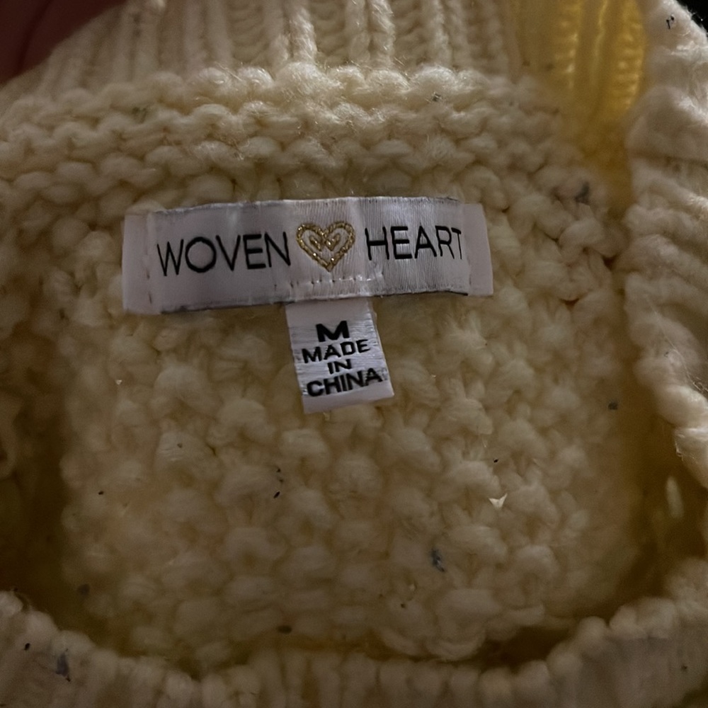 Woven heart sweater, 2nd picture with flash to show the color better (: - Picture 3 of 3